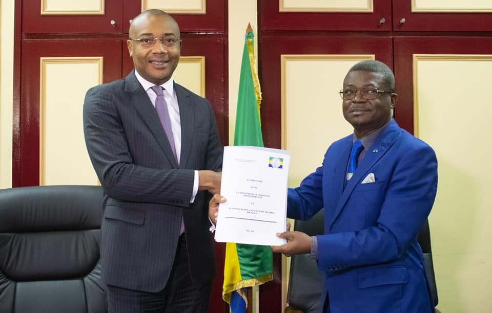 Signature d’un accord dans le cadre de l’amélioration du plateau technique des structures sanitaires.