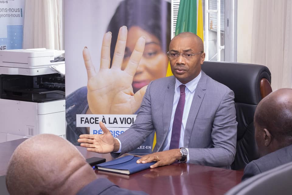 Restructuration de la Caisse nationale de sécurité sociale.