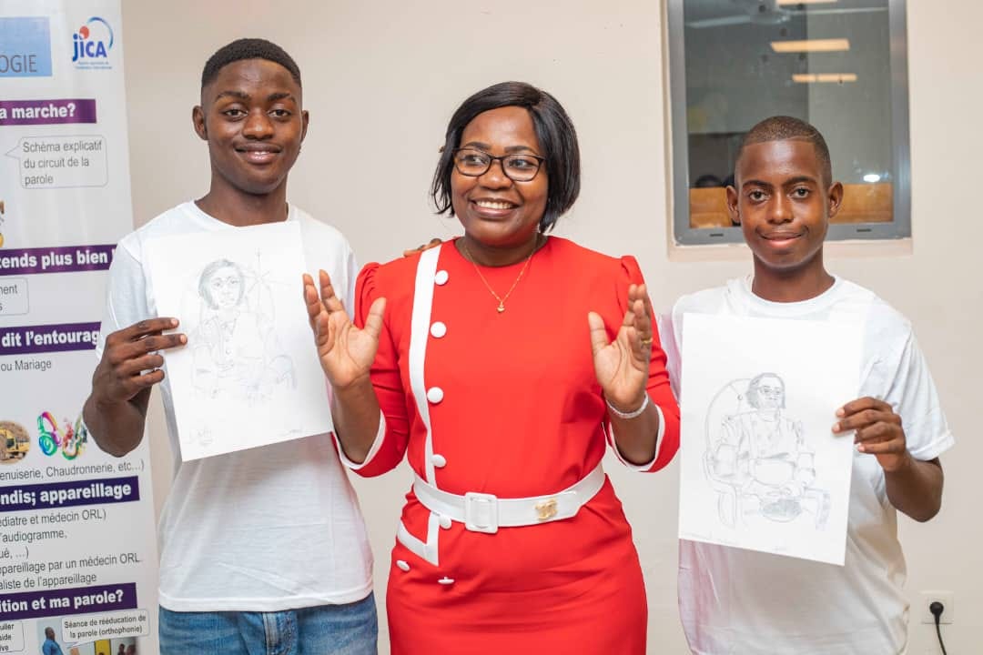 journées portes ouvertes de l'Ecole Nationale des Enfants Déficients Auditifs.