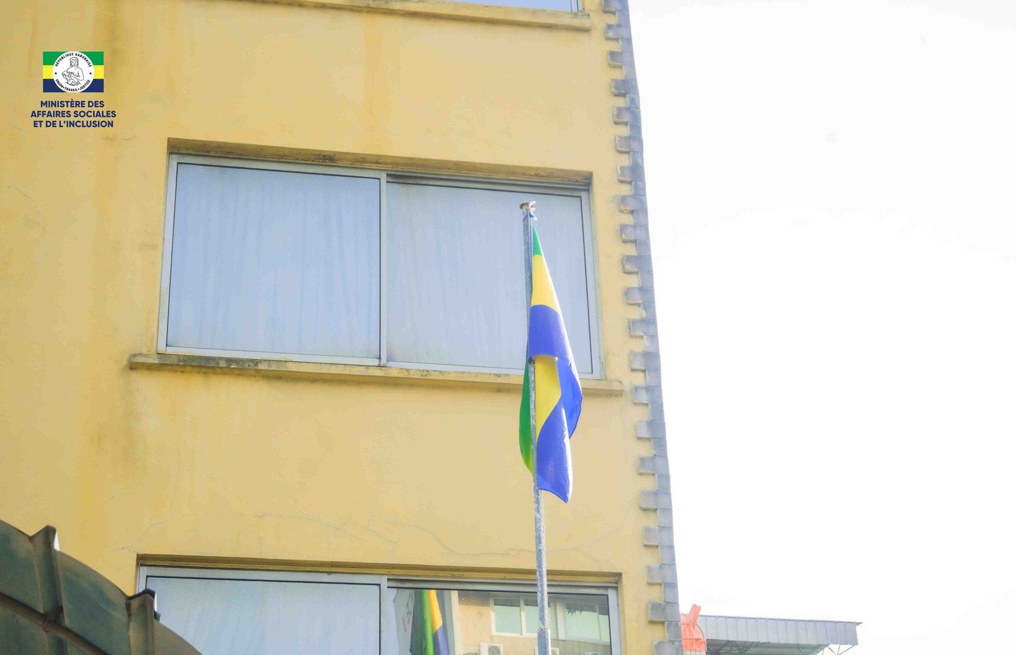Levée des couleurs : le Ministère des Affaires Sociales réaffirme son engagement républicain